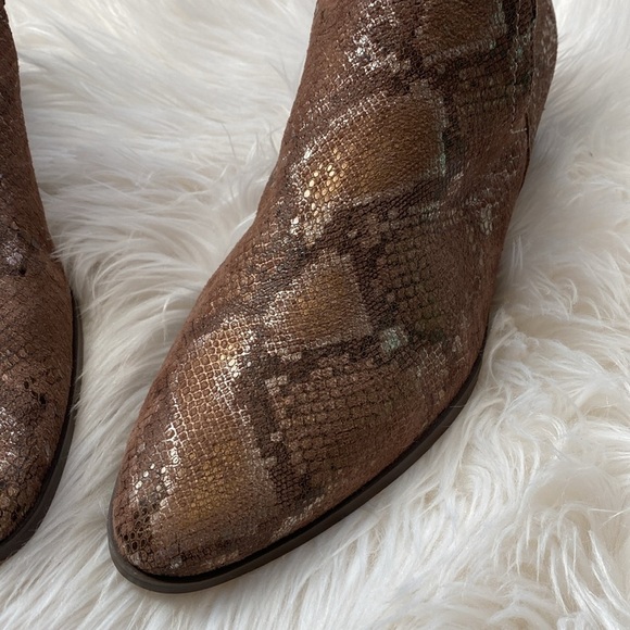 Naturalizer Belinda booties 9W - Picture 3 of 9